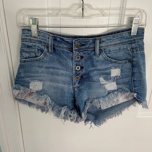 Tractr blu jean shorts